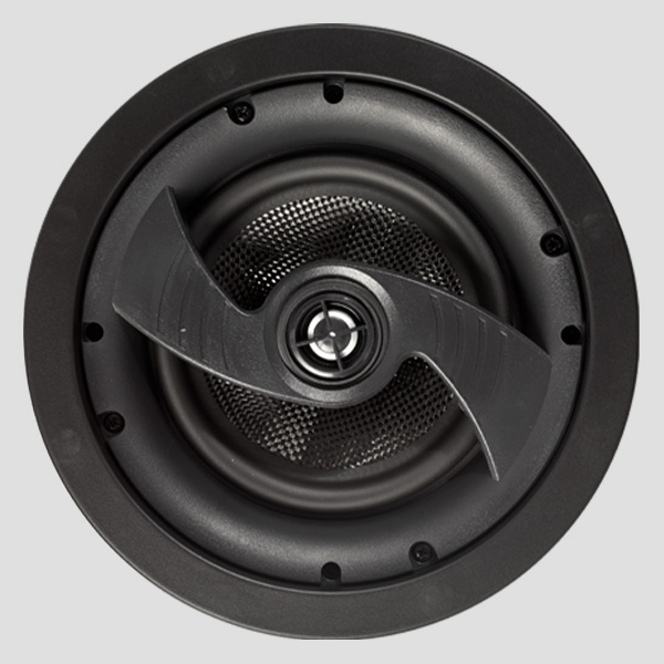 KIN IC8 Slim head-on with the grille removed: the three-bladed bridge across the carbon-fibre cone carrying the centre tweeter